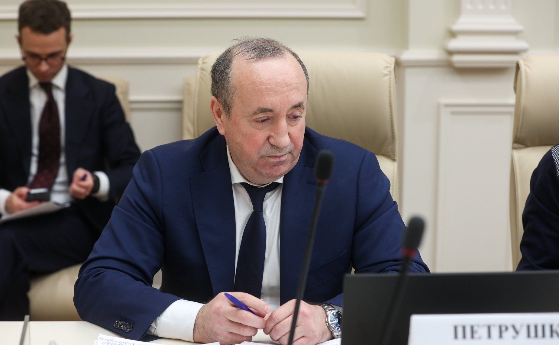 Круглый стол Комитета СФ по конституционному законодательству и государственному строительству «Направления совершенствования гражданского и гражданского процессуального законодательства в целях снижения нагрузки на судебную систему»