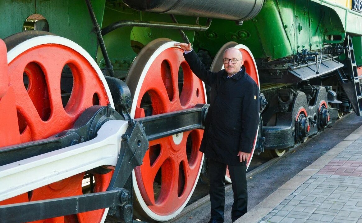 Сенатор РФ Олег Цепкин посетил Центр исторического наследия ЮУЖД