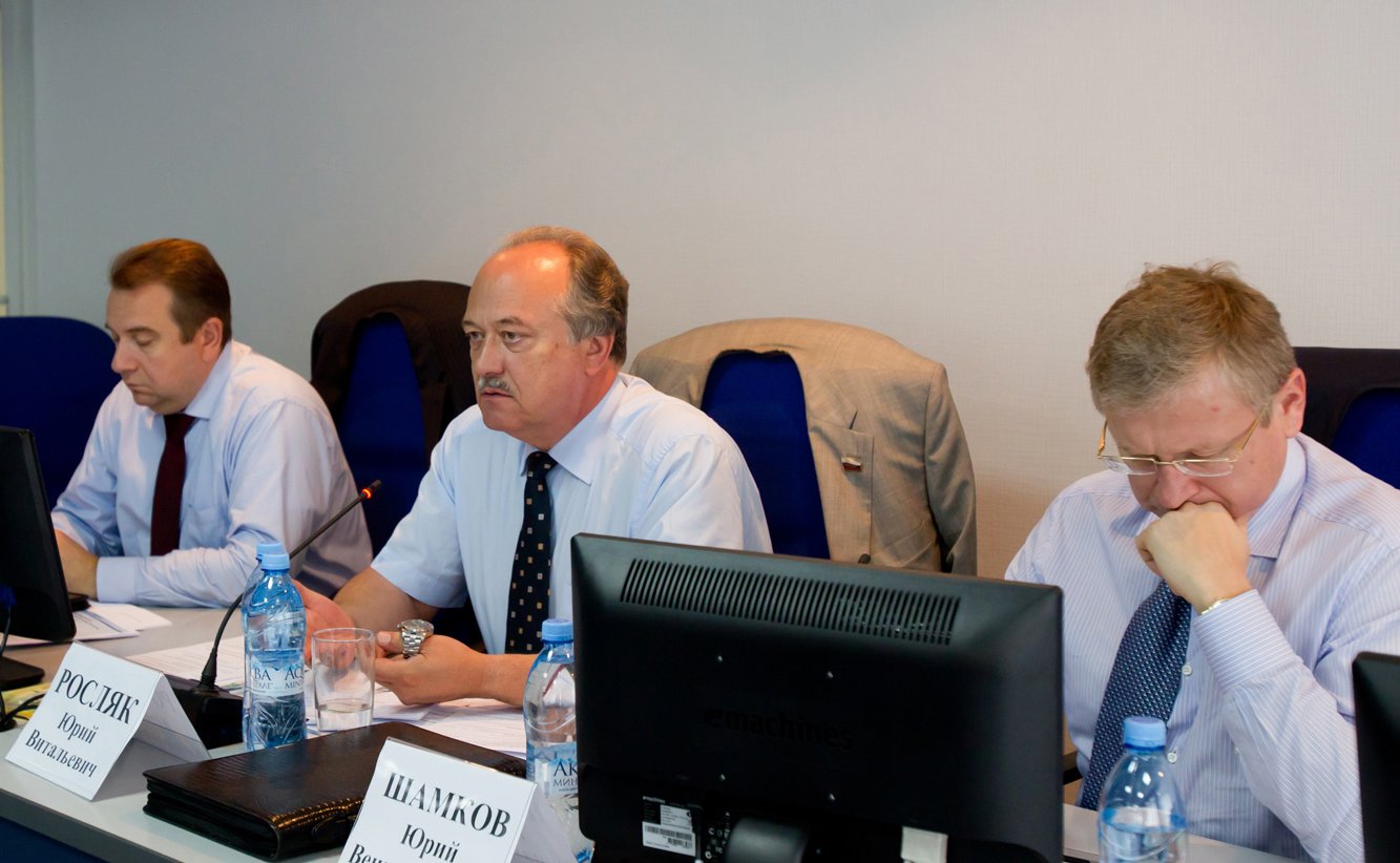 02-07 Круглый стол по теме: Проблемы развития с-х машиностроения Росляк  11