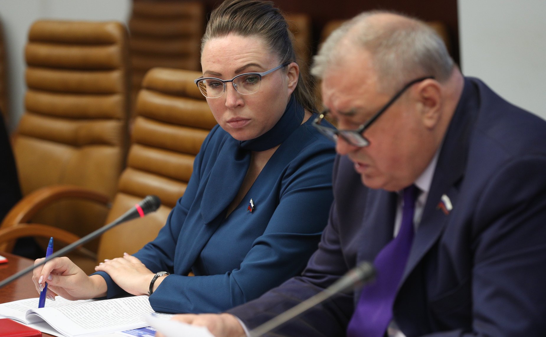 «Круглый стол» Комитета СФ по экономической политике совместно с Комитетом СФ по социальной политике