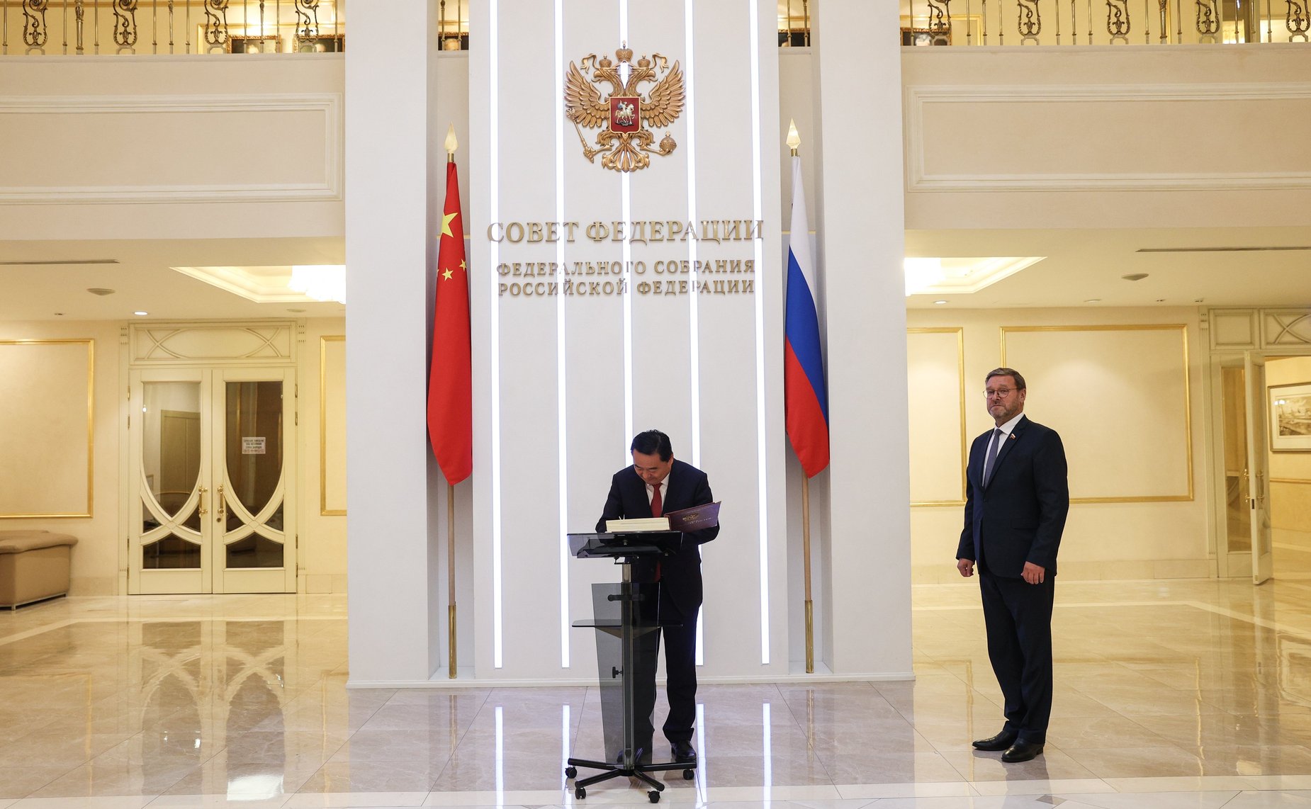 Валентина Матвиенко провела встречу с секретарем Комитета Коммунистической партии Китая провинции Ляонин, председателем Постоянного комитета Собрания народных представителей провинции Ляонин Хао Пэном