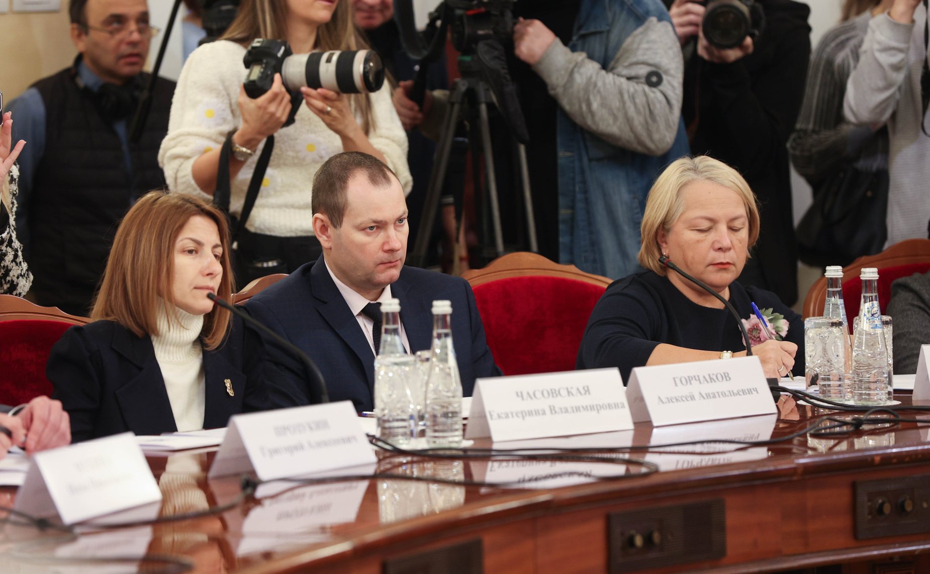 Заседание парламентской комиссии по расследованию преступных действий в отношении несовершеннолетних со стороны киевского режима