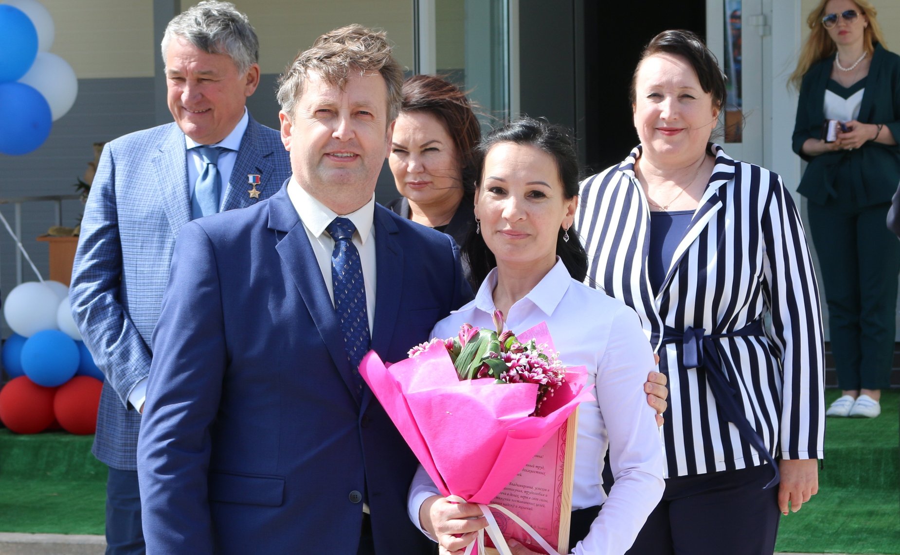 Ю. Воробьев поздравил кадетов школы «Корабелы Прионежья» с окончанием учебного года