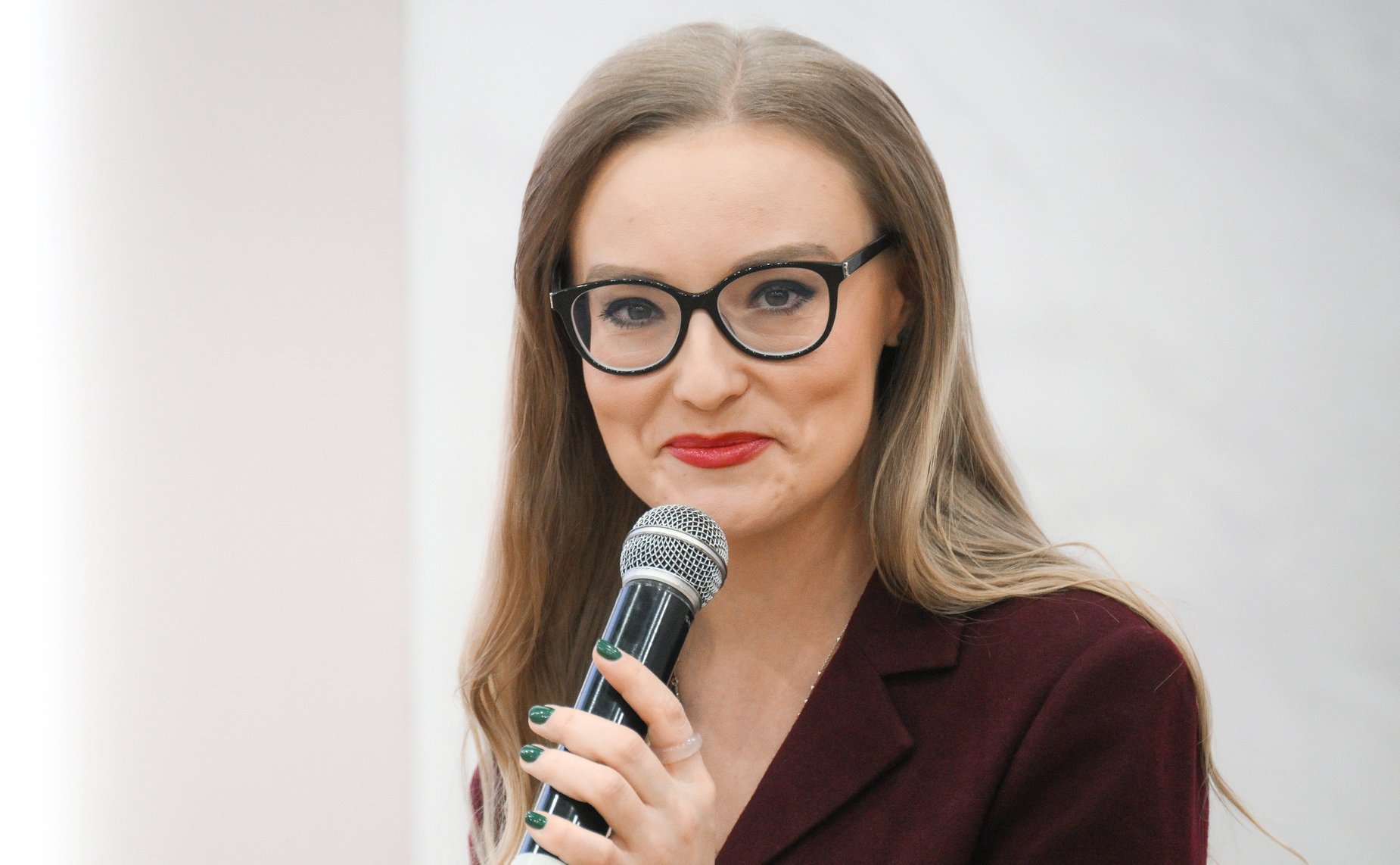 Торжественное открытие трека «Женский взгляд». Мероприятие проходит в рамках XVI Международного экономического форума «Россия – Исламский мир: KazanForum» (фото Международная медиагруппа «Россия сегодня»)