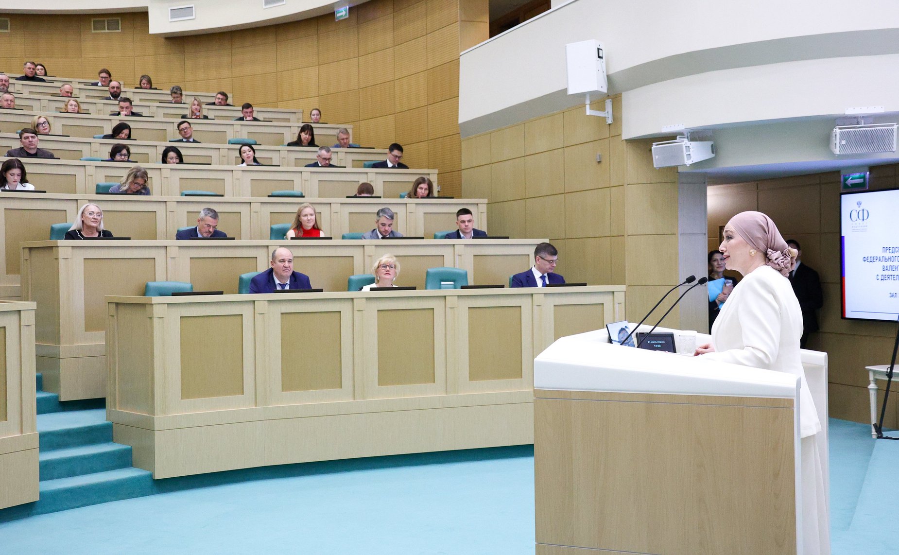 Председатель Совета Федерации Валентина Матвиенко провела встречу с деятелями театрального искусства