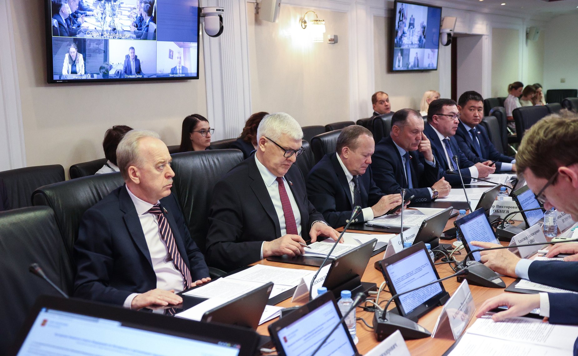 Заседание Комитета Совета Федерации по Регламенту и организации парламентской деятельности
