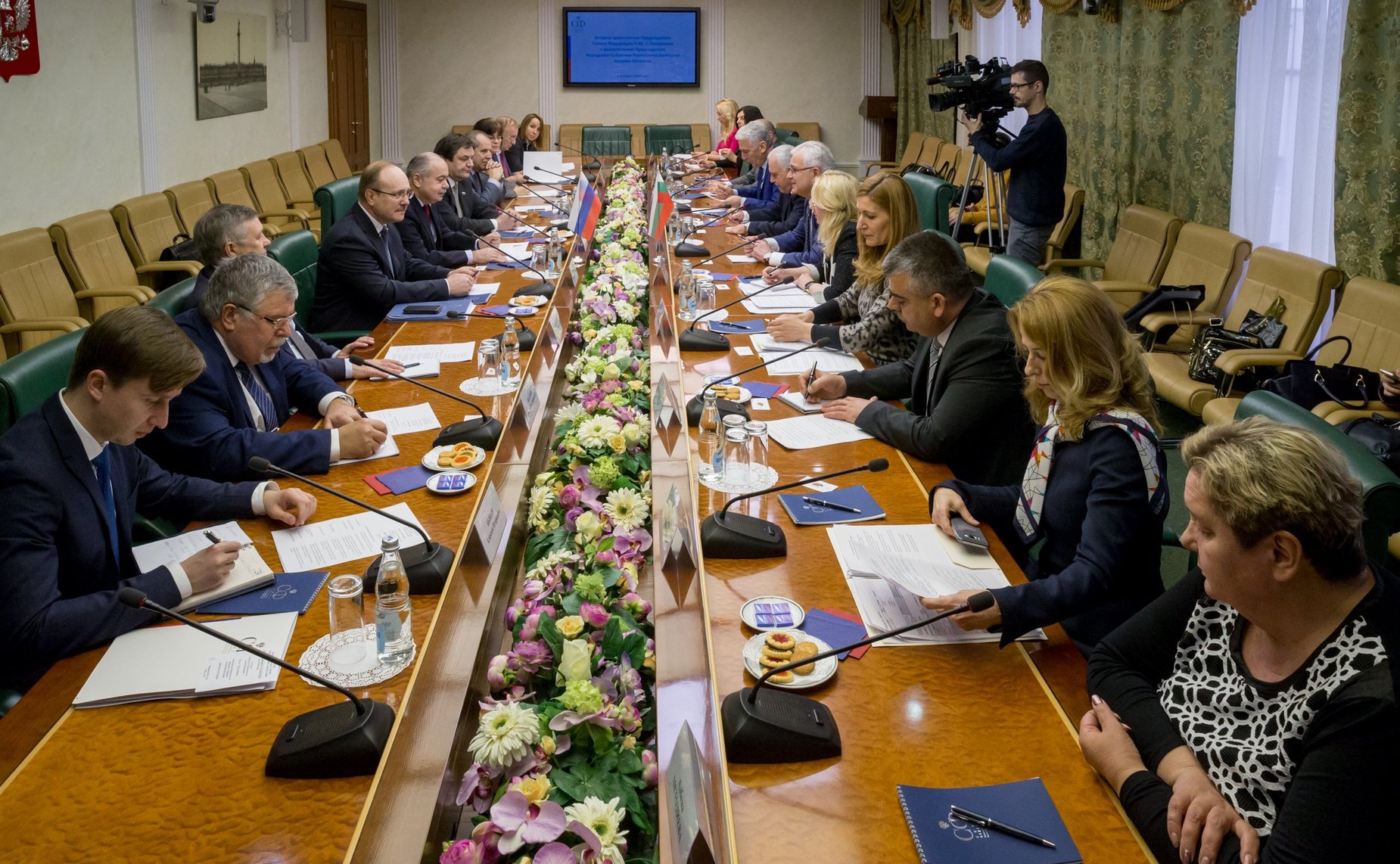 Встреча Ильяса Умаханова c заместителем Председателя народного Собрания Республики Болгарии Явором Нотевым