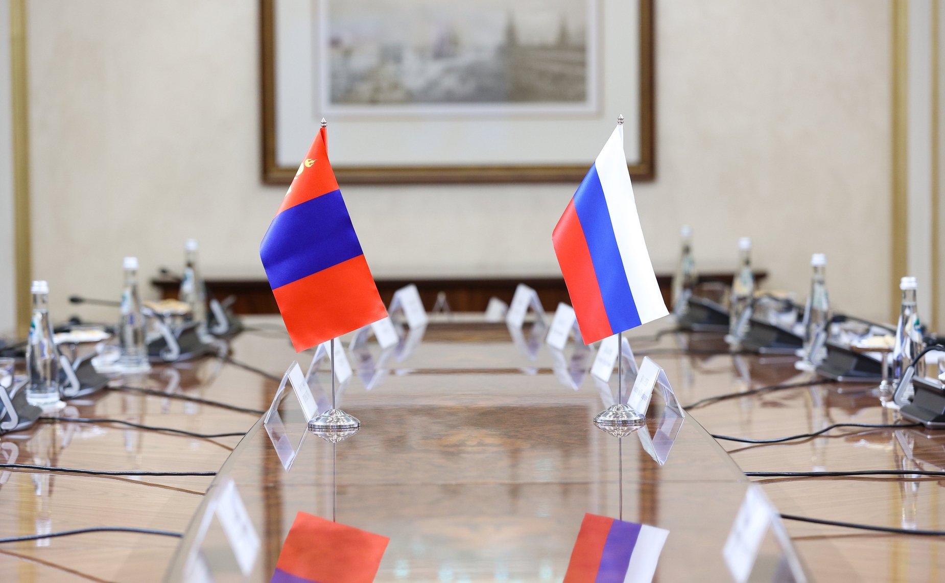 Валентина Матвиенко провела встречу с Председателем Великого Государственного Хурала Монголии Ням-Осорын Учралом