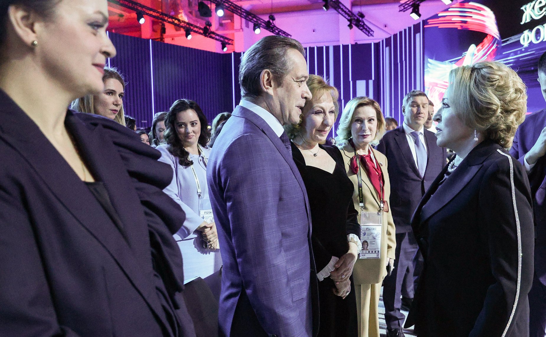 В рамках Всероссийского женского форума «Женщины: сохраняем традиции – развиваем Россию» состоялась Торжественная церемония награждения лауреатов премии «По зову женского сердца»