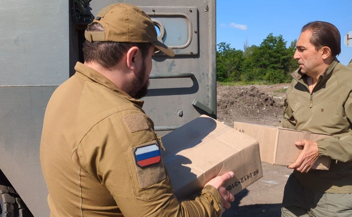 Сегодня в России один из самых молодых, но очень правильных и нужных праздников – День Добровольца (Волонтёра)