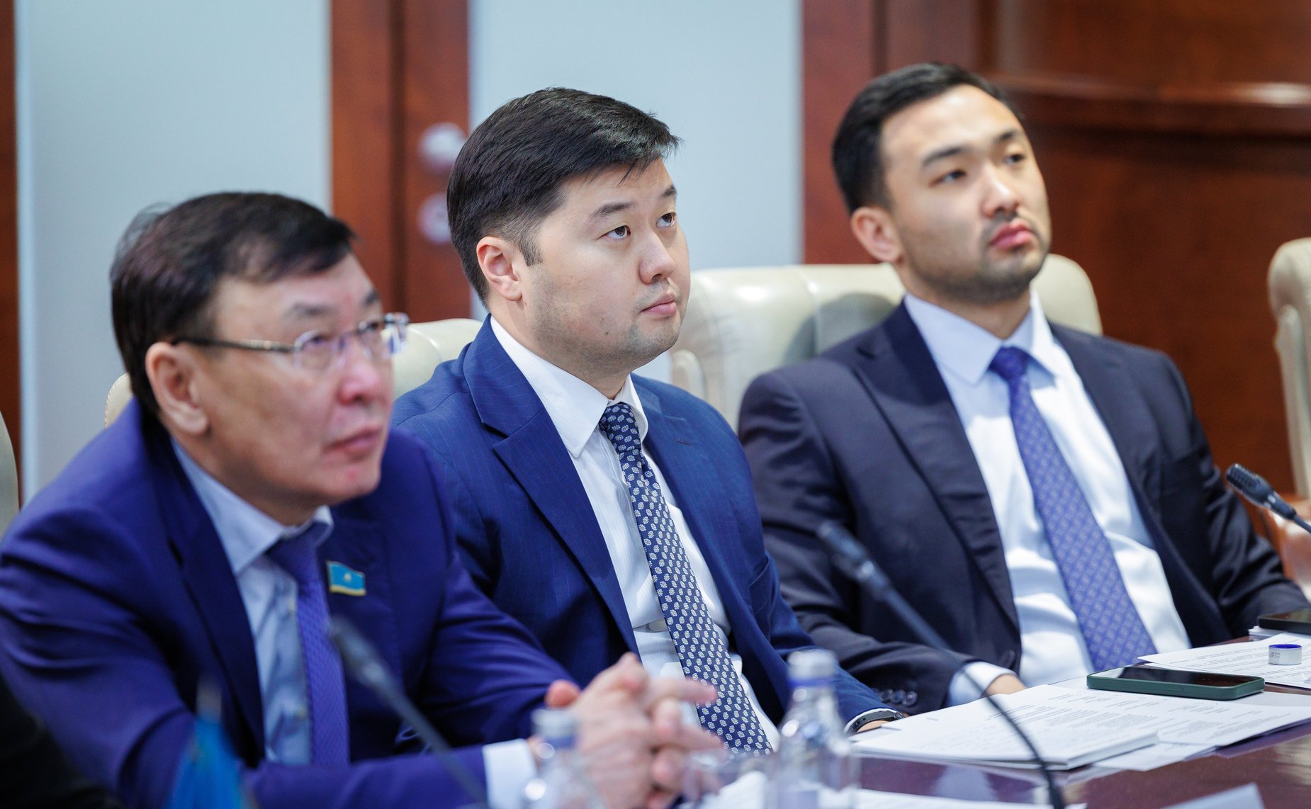 Заседание Комиссии по сотрудничеству между Советом Федерации и Сенатом Парламента Республики Казахстан