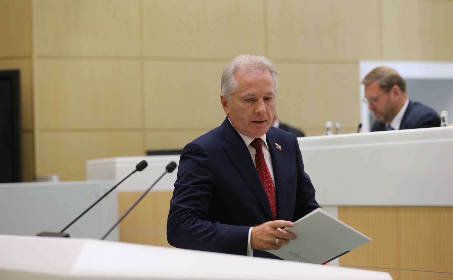 Валерий Пономарев