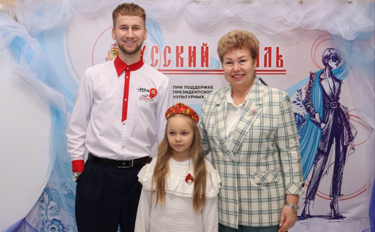 Ольга Бас приняла участие в мероприятии «Русский стиль» ЛНР