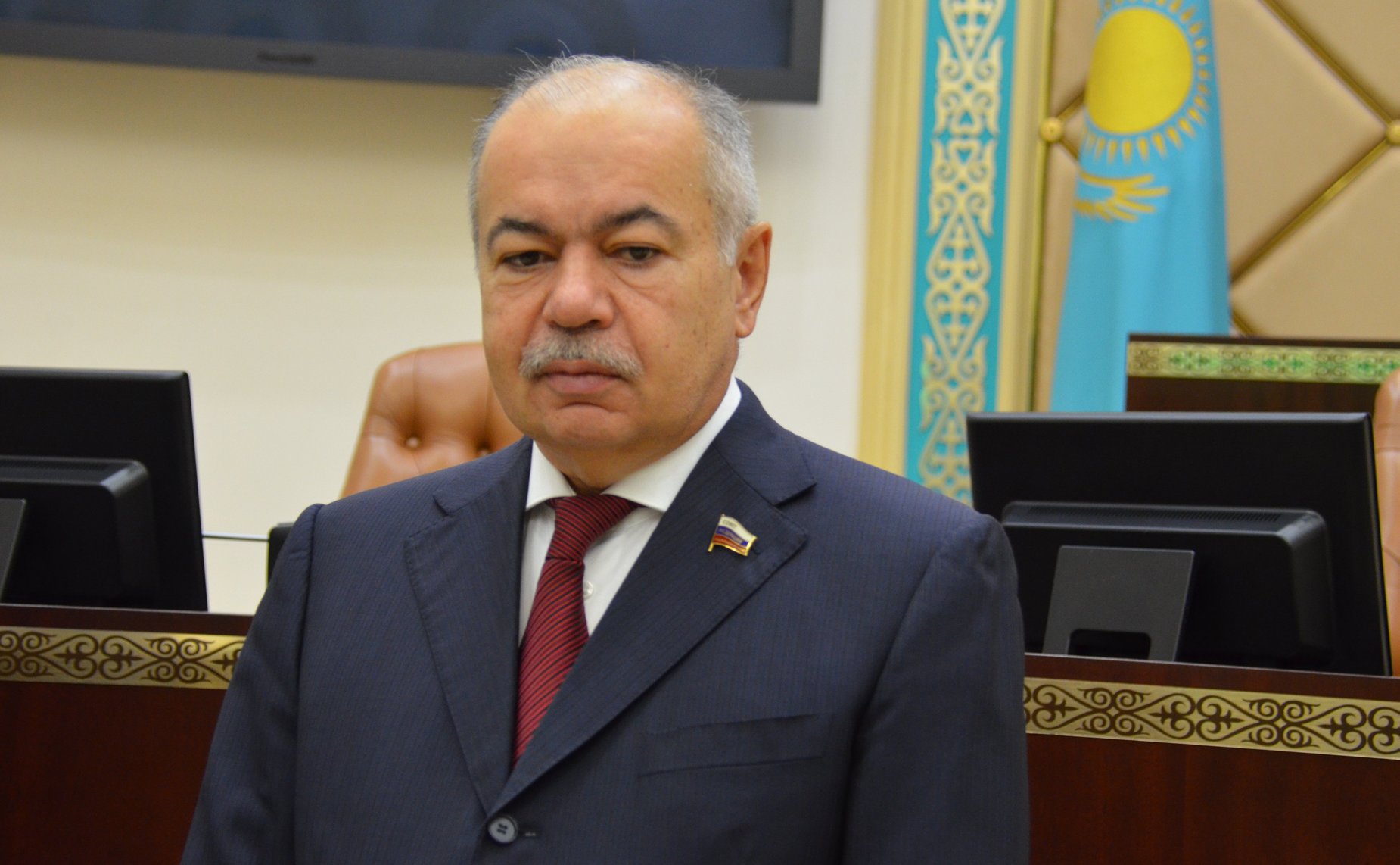 Ильяс Умаханов