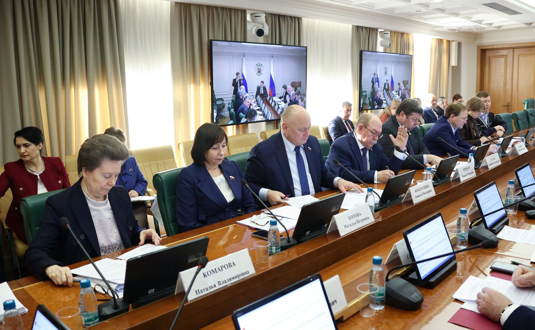 Заседание Комитета Совета Федерации по аграрно-продовольственной политике и природопользованию