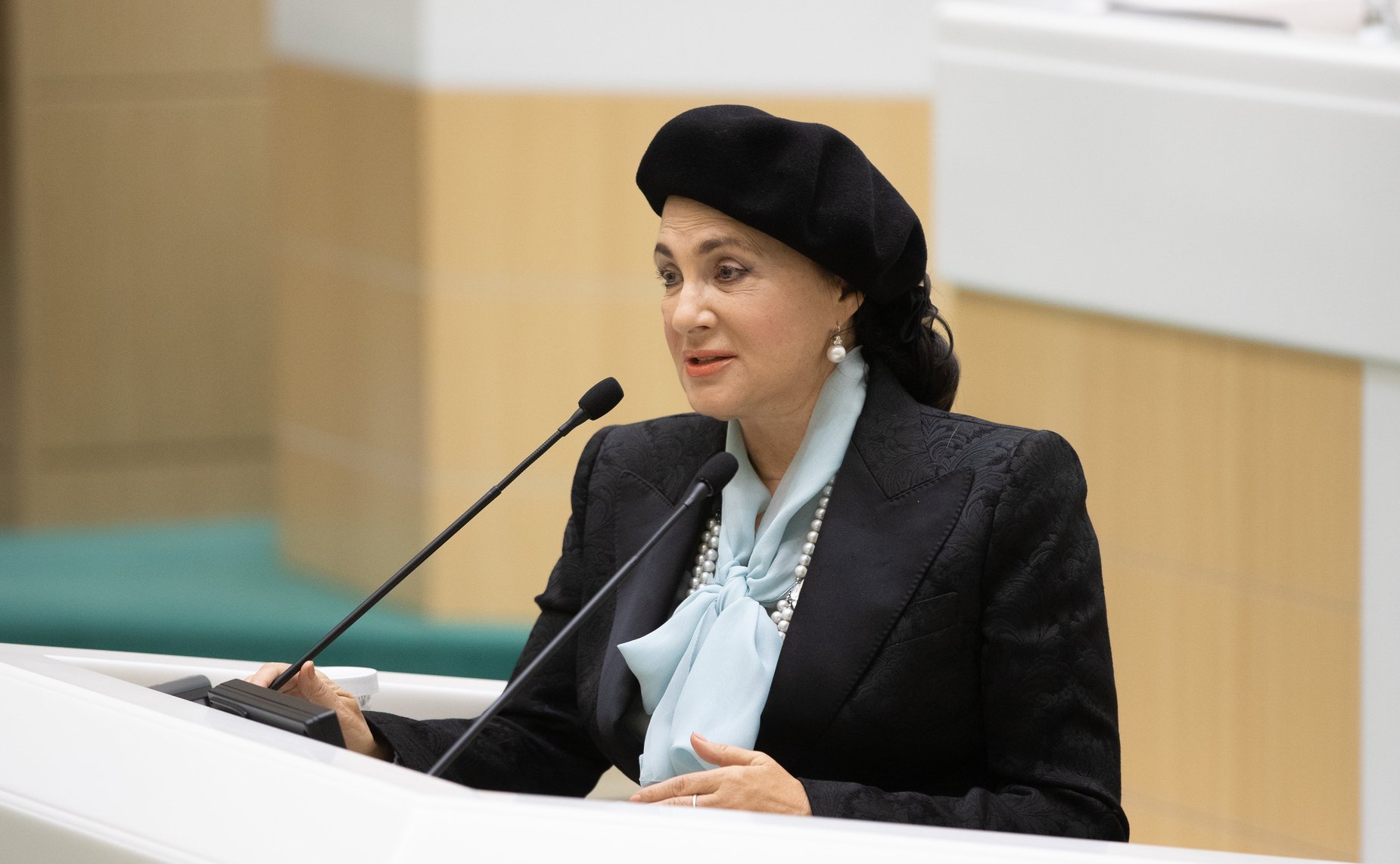 Ирина Винер-Усманова