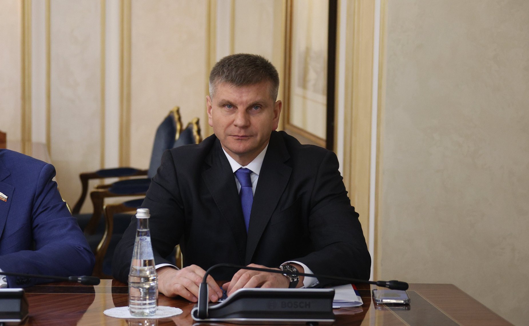 Геннадий Голов