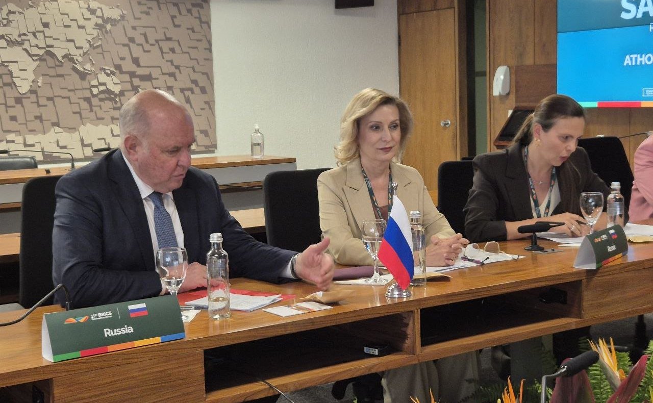 Встреча сенаторов с заместителем Председателя Национальной ассамблеи народной власти Республики Куба Аной Марией Мачадо