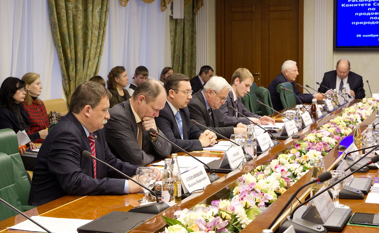 26-11-2013 Заседание Комитета по аграрно-продовольственной политике-1