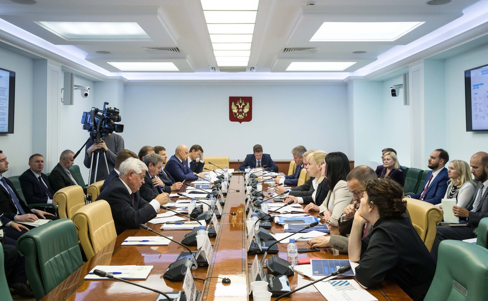 «Круглый стол» на тему «О ходе реализации проекта «Формирование комфортной городской среды»