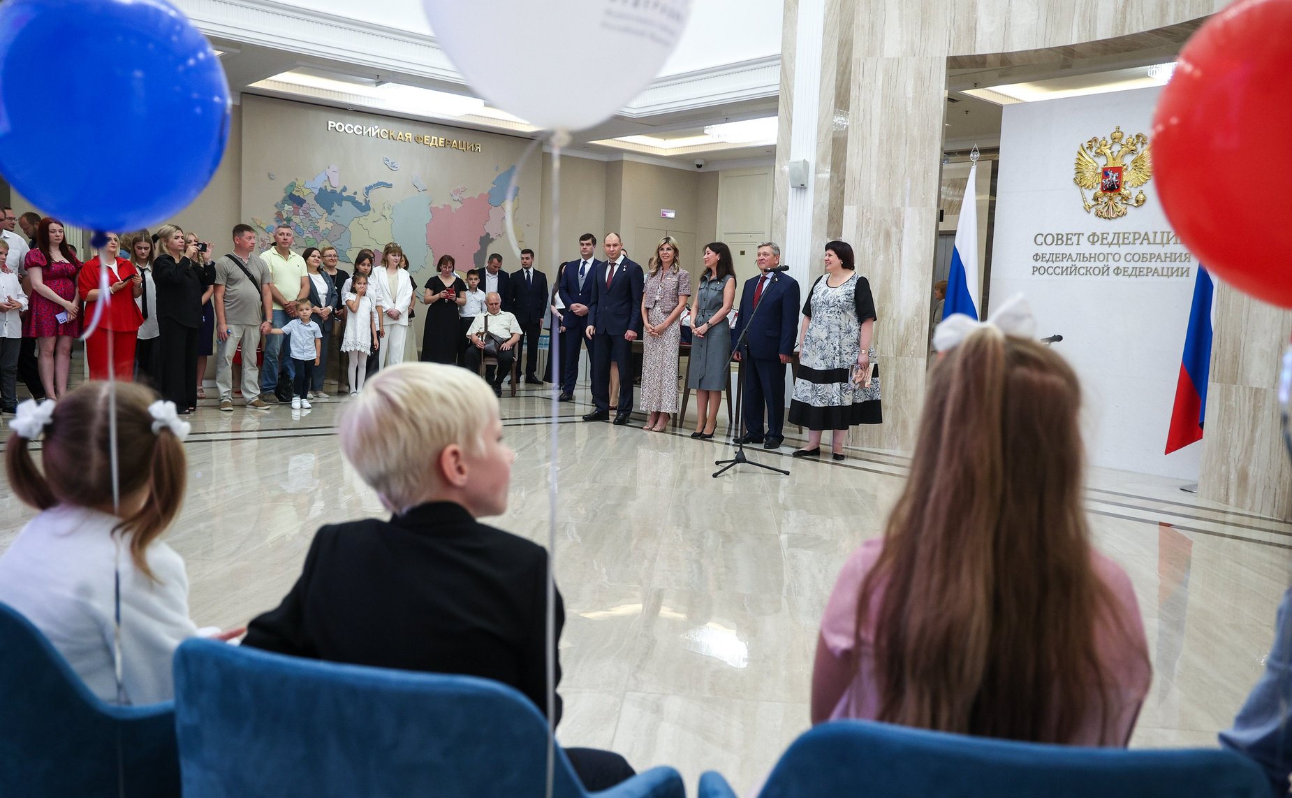 В Совете Федерации состоялось торжественное мероприятие с вручением подарков будущим первоклассникам