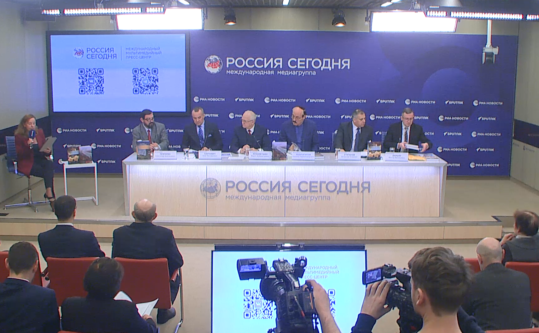 19 февраля в пресс-центре МИА Россия сегодня» заместитель председателя Комитета СФ по международным делам Фарит Мухаметшин провел пресс-конференцию на тему «Россия и Молдова: между наследием прошлого и горизонтами будущего»