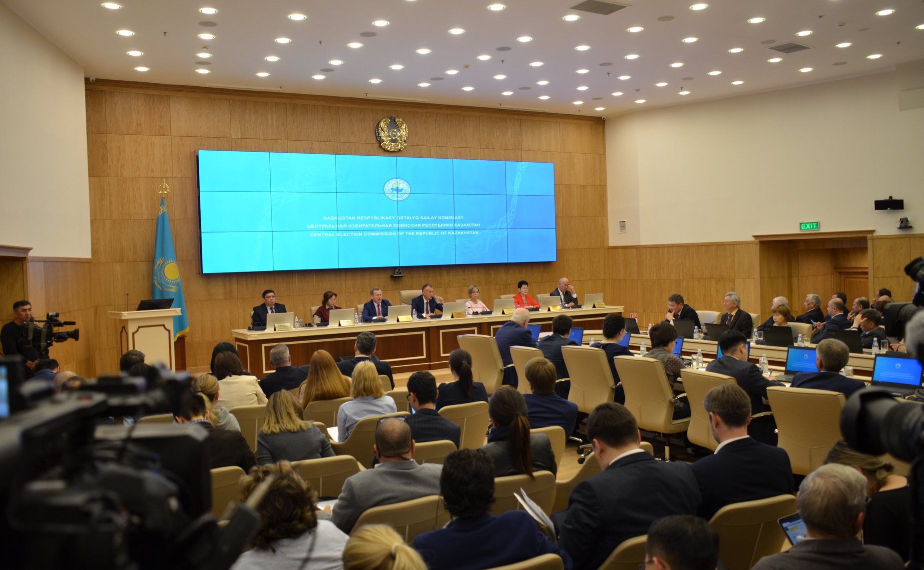 Визит группы международных наблюдателей от МПА СНГ на досрочные выборы Президента Республики Казахстан