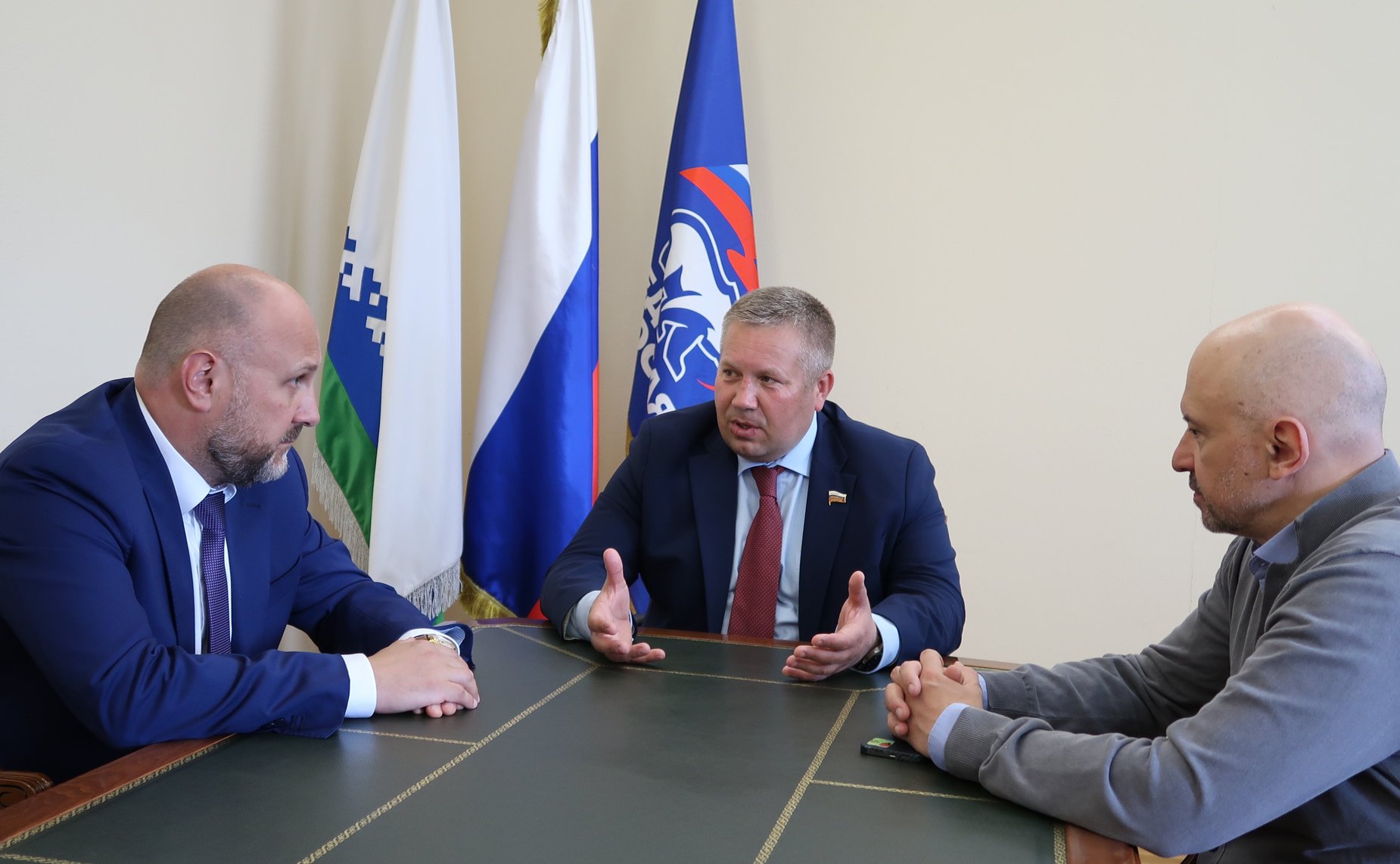 Денис Гусев в ходе работы в регионе провел встречу с сотрудниками Федерального института промышленной собственности (ФИПС)