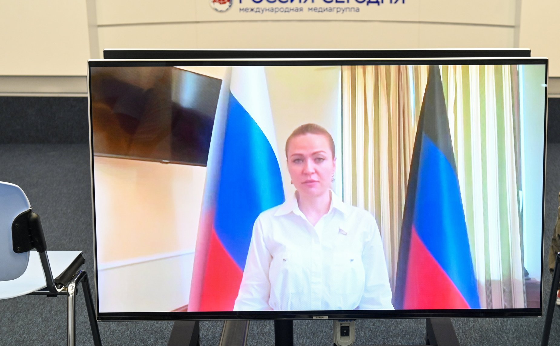 Владимир Джабаров и Наталья Никонорова приняли участие в пресс-конференции, посвященной расследованию военных преступлений киевского режима в Курской области и Донецкой Народной Республике