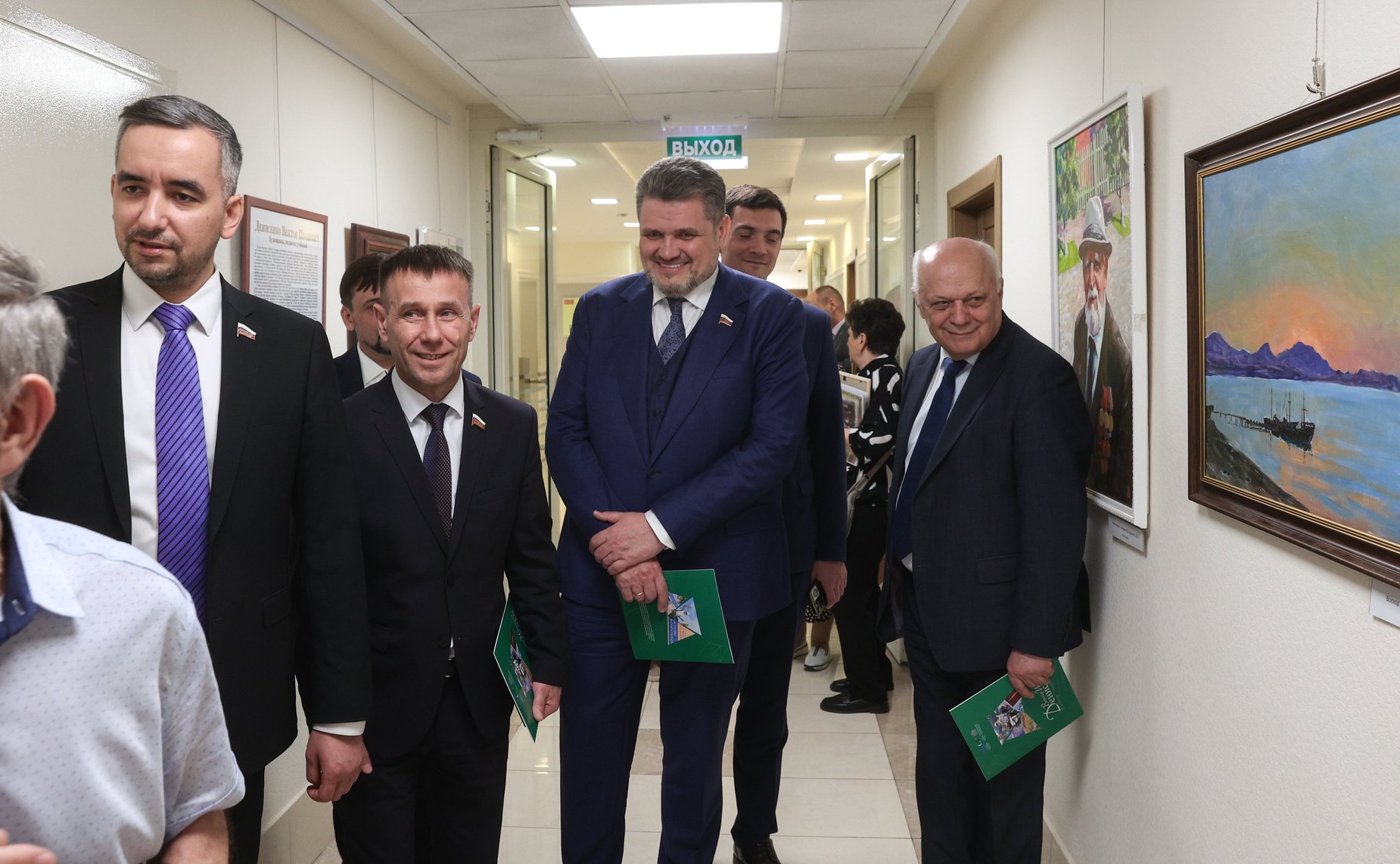 В Совете Федерации состоялось открытие выставки «Россия-Родина моя…»