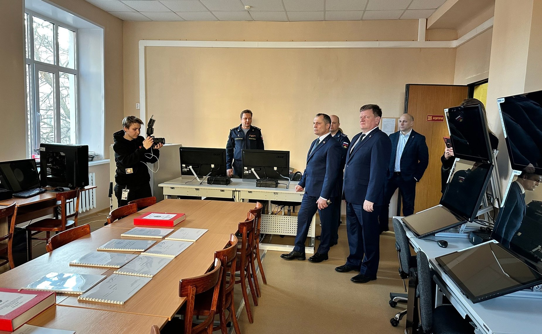 Игорь Мурог провел встречи с активом Рязанской областной ветеранской организации и студентами Военного учебного центра при РГРТУ