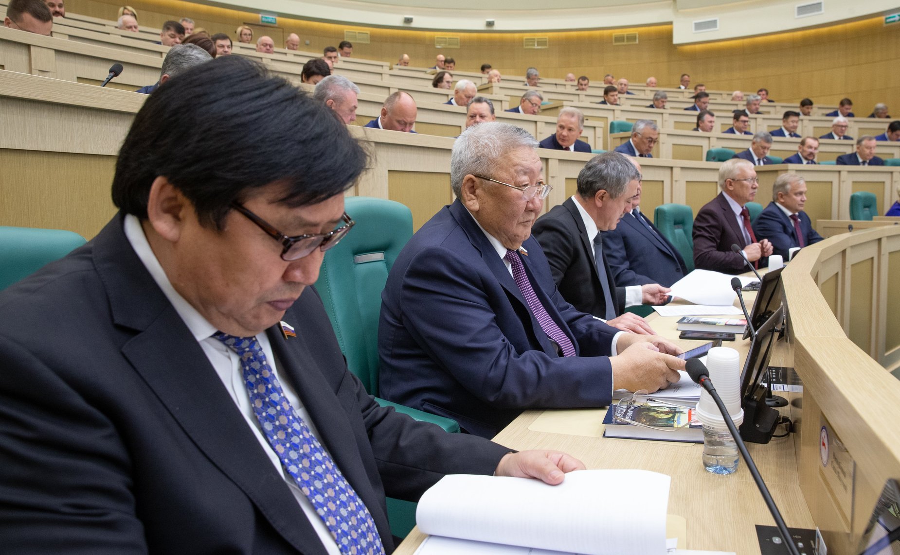 Александр Акимов