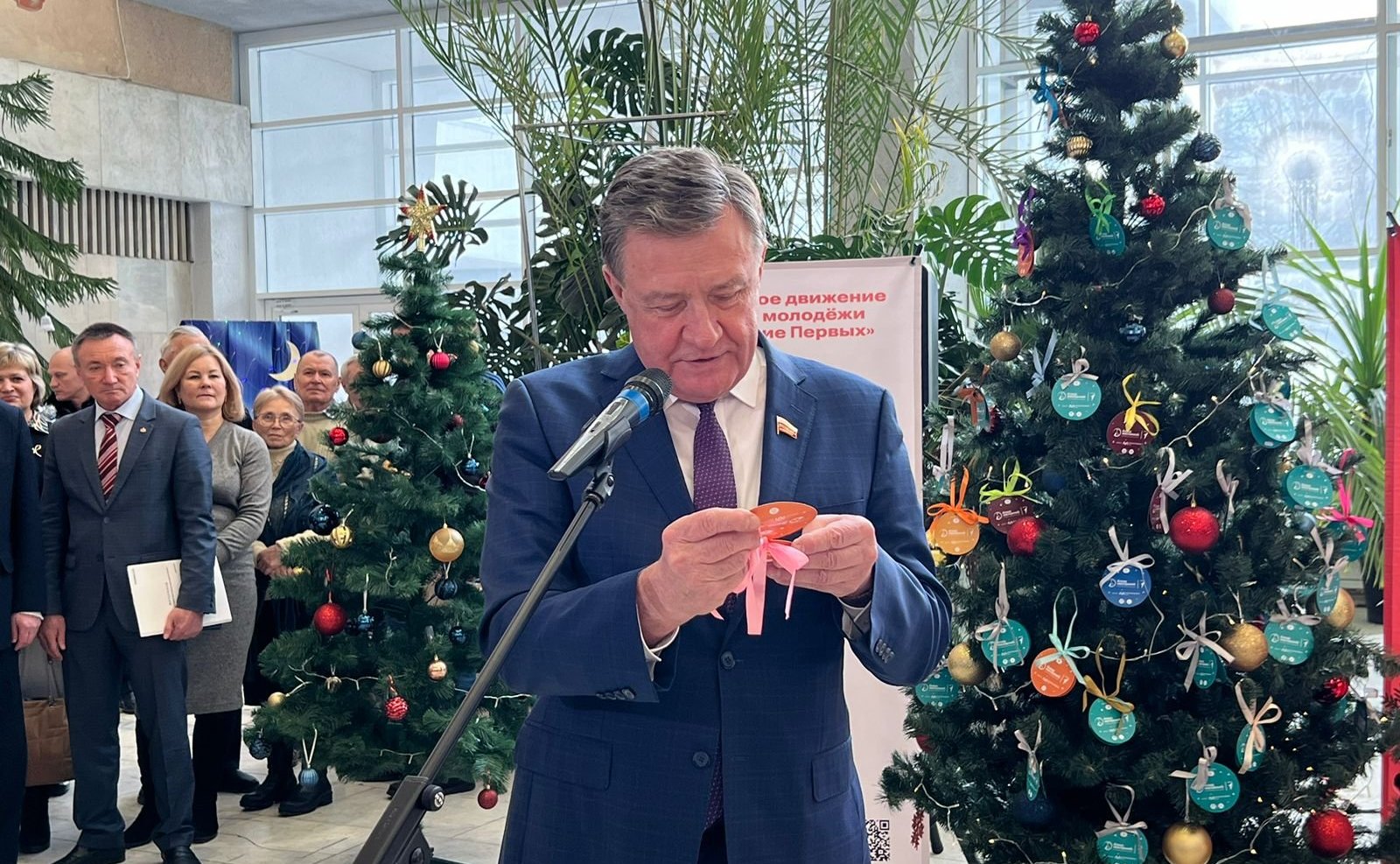 Сергей Рябухин принял участие в благотворительной акции «Ёлка желаний»