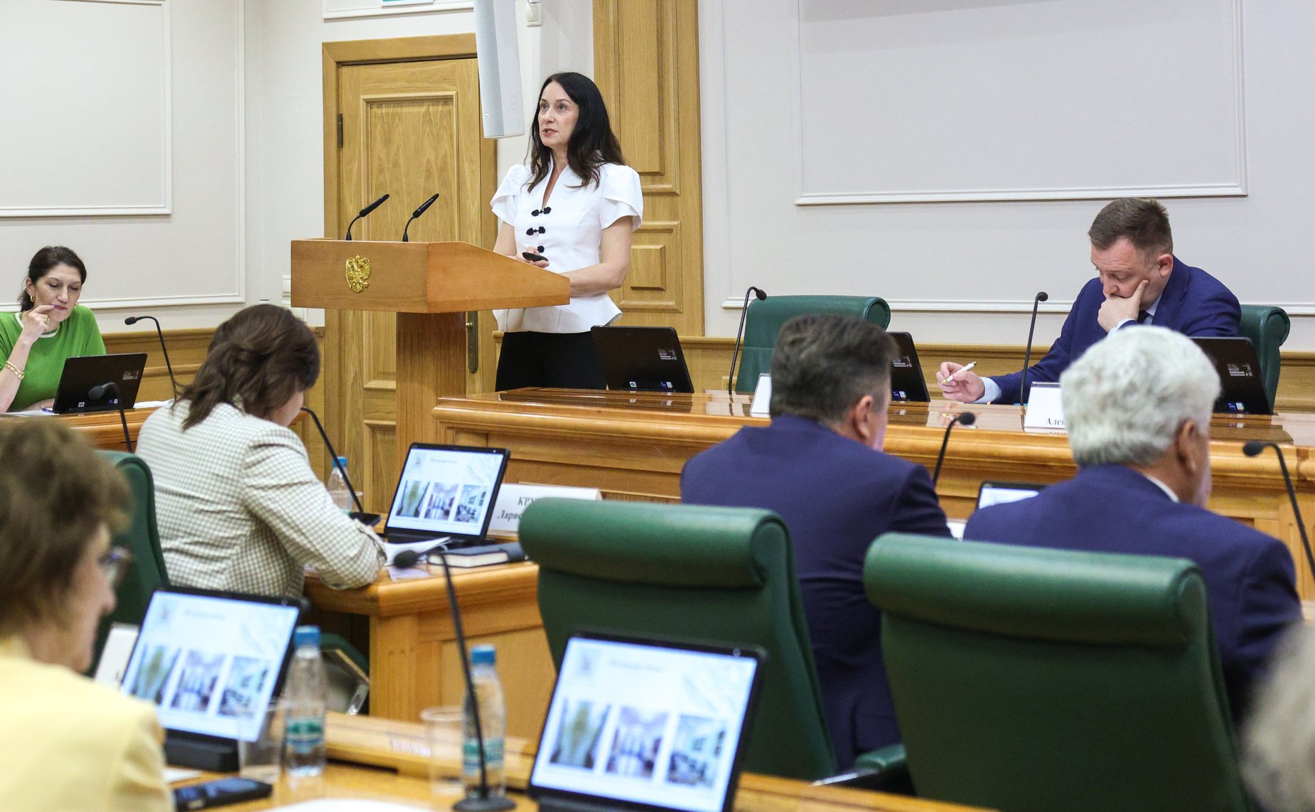 Круглый стол Комитета Совета Федерации по науке, образованию и культуре «Художественное образование в Российской Федерации: современное состояние и перспективы развития»
