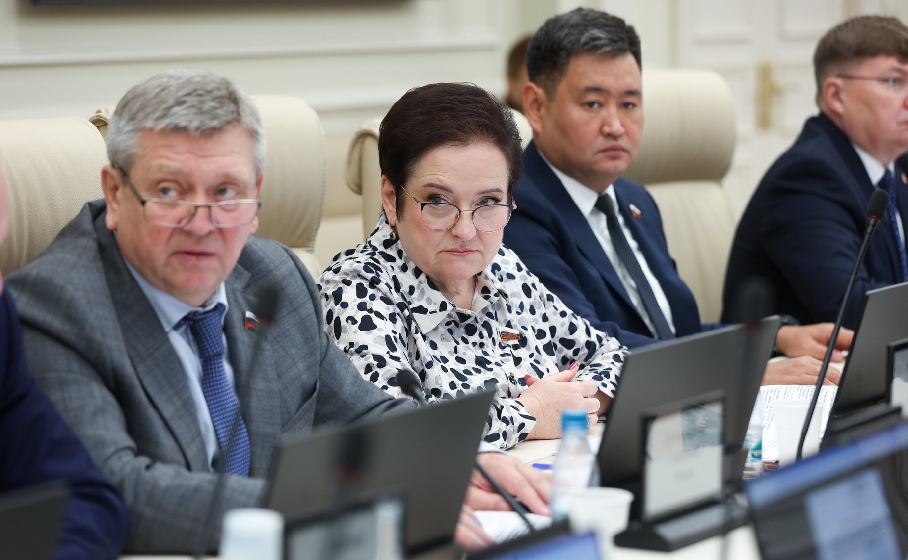 Лариса Мельник