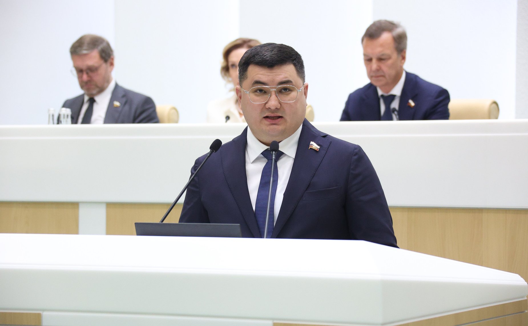 Борис Хачиров