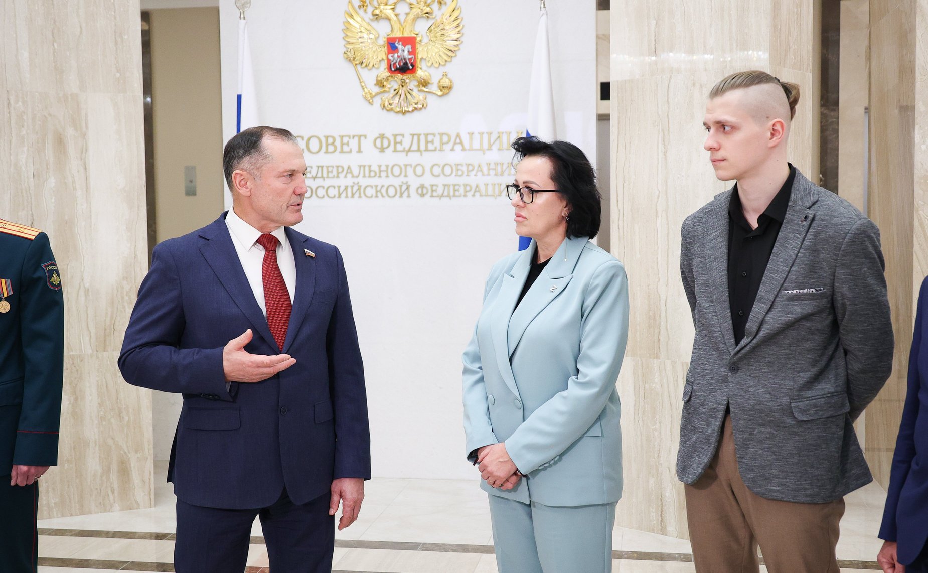 Передача награды семье погибшего участника СВО