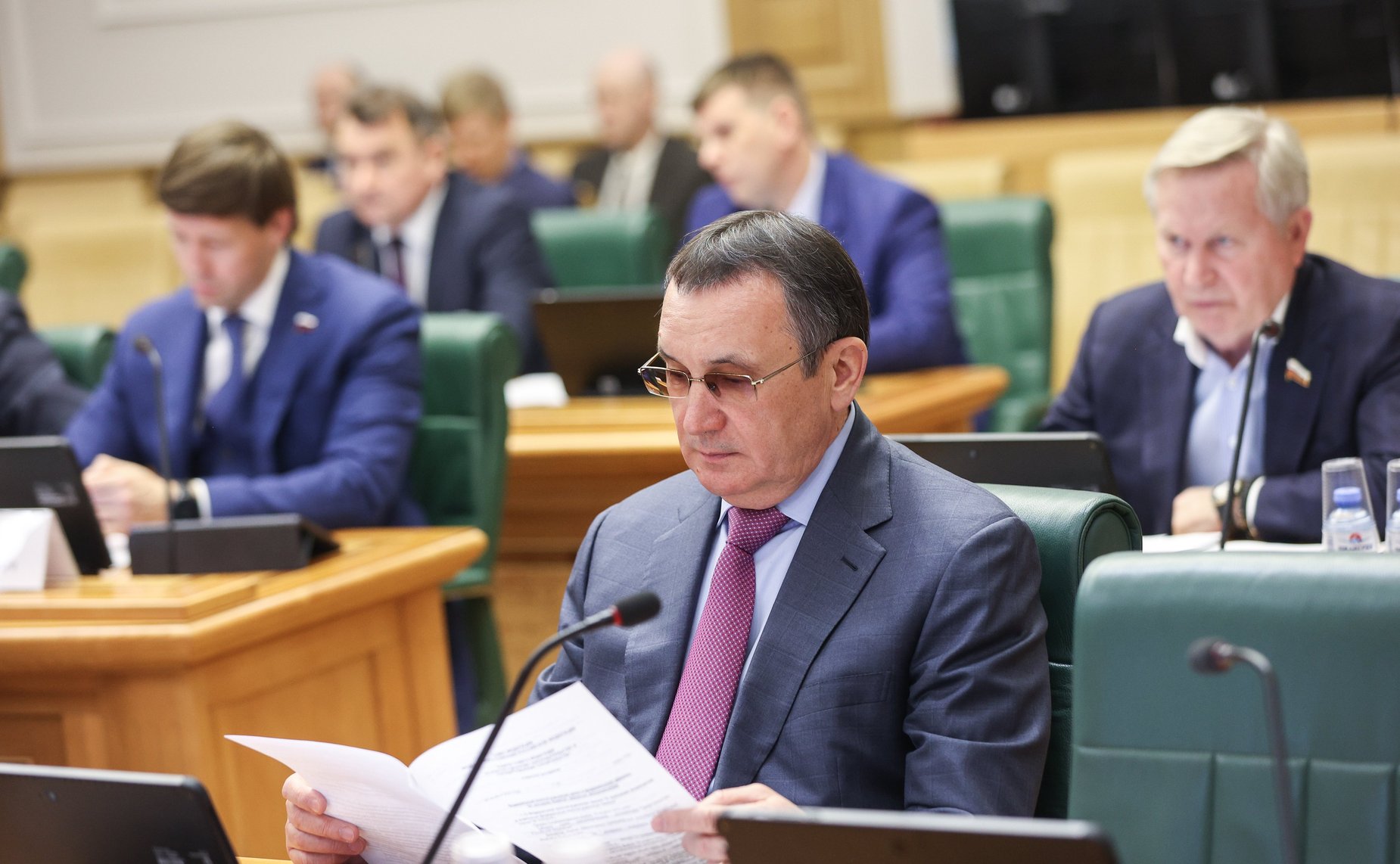 Заседание Комитета СФ по конституционному законодательству и государственному строительству