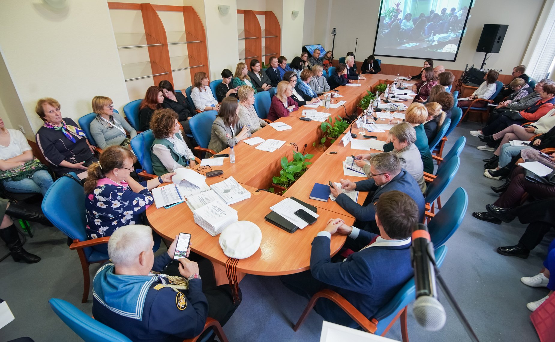 Ирина Кожанова приняла участие в работе форума «Сообщество»