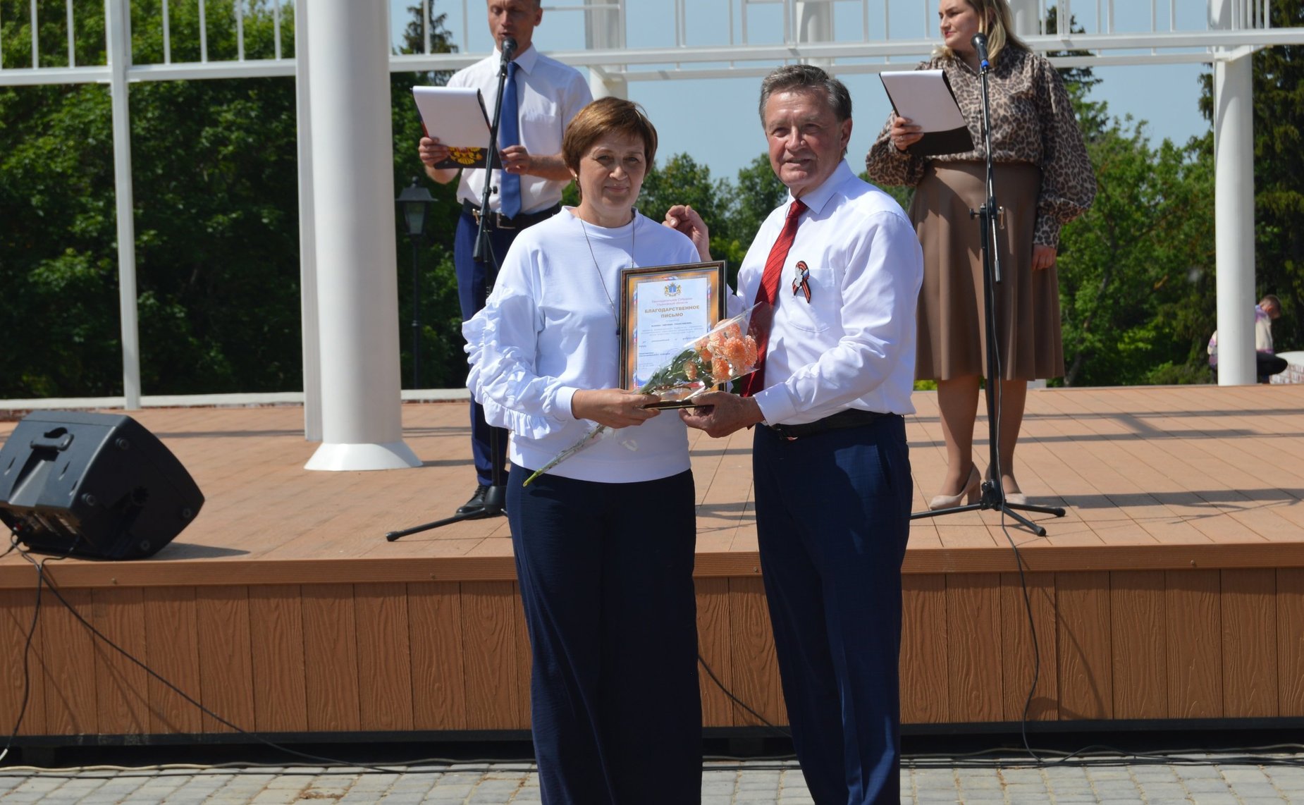 Сергей Рябухин в ходе поездки в регион принял участие в 57-м Всероссийском Пушкинском празднике поэзии в с. Языково Карсунского района