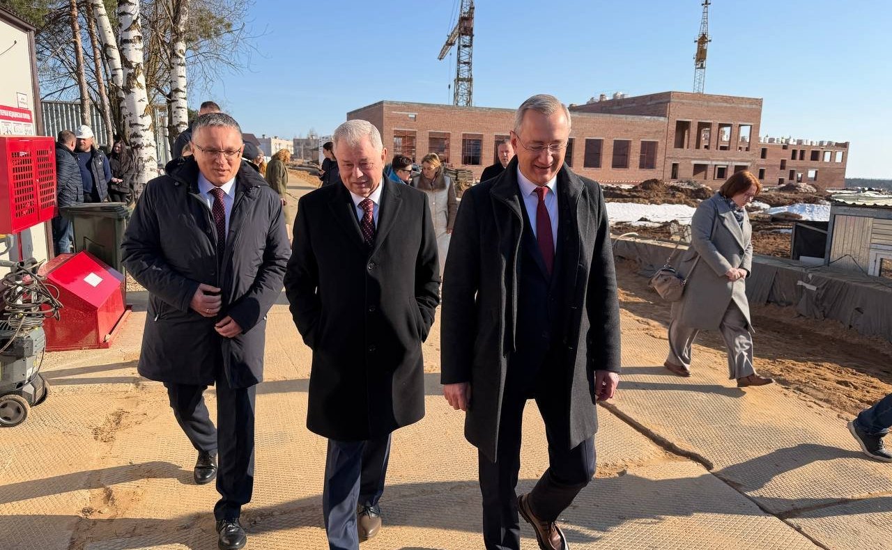 Анатолий Артамонов с рабочей поездкой посетил Калугу и город Обнинск