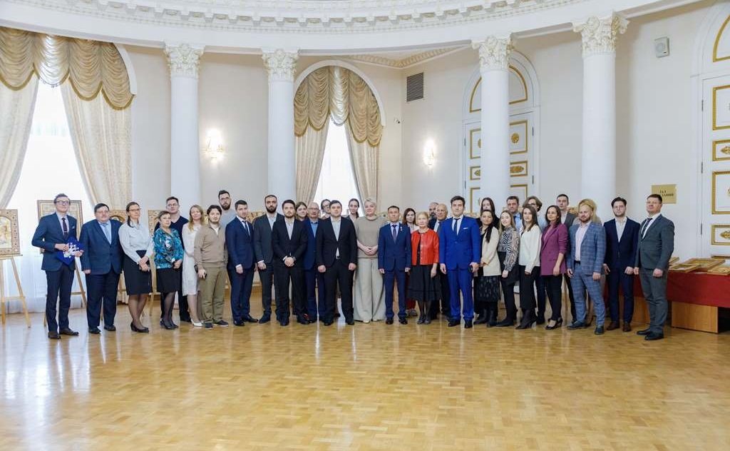 Юрий Нимченко открыл выставку «Небесные покровители Армии и Флота России» в Министерстве науки и высшего образования РФ