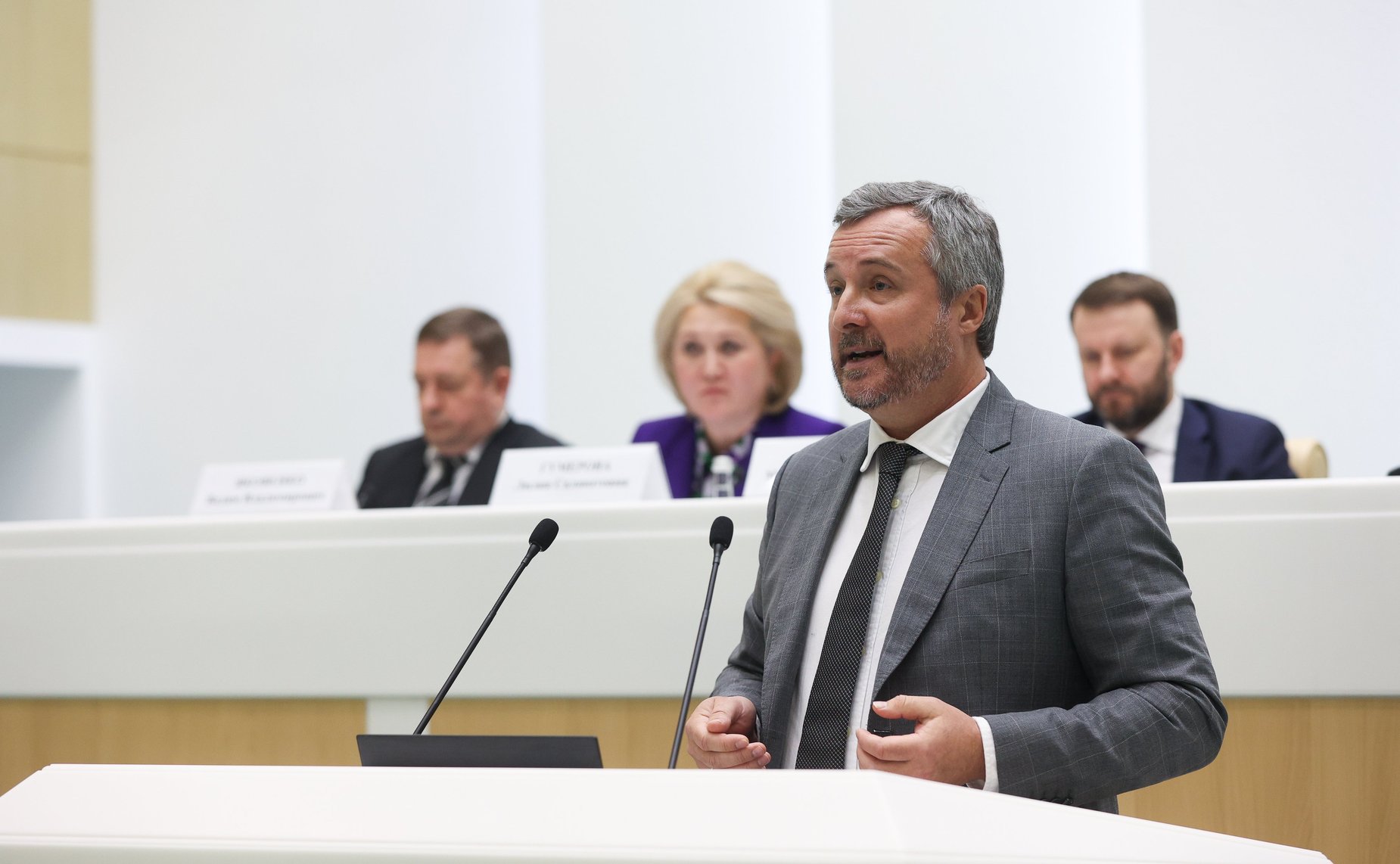 Парламентские слушания на тему «Сохранение объектов культурного наследия (памятников истории и культуры) народов Российской Федерации: программный подход и законодательное обеспечение»