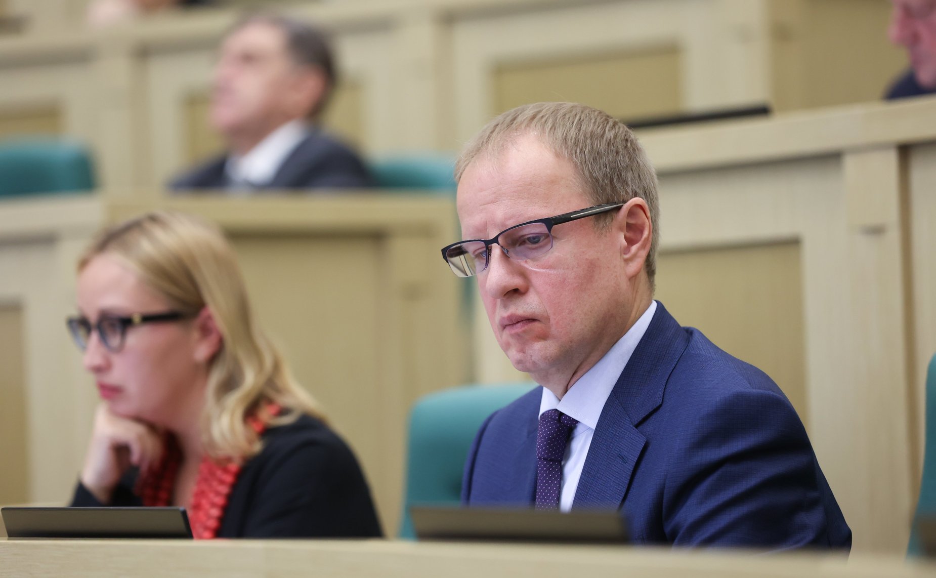 Парламентские слушания на тему «О параметрах проекта федерального бюджета на 2025 год и на плановый период 2026 и 2027 годов»