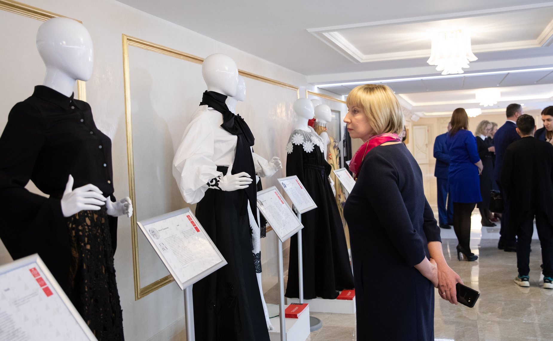 Открытие выставки «Отечественные дизайнеры – российским женщинам»