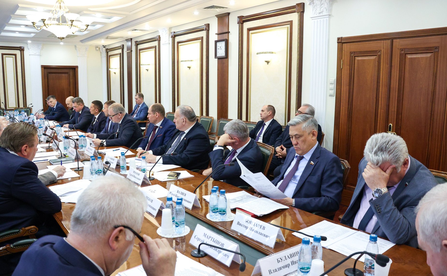 Совещание Комитета Совета Федерации по обороне и безопасности «Опыт внедрения и применения беспилотных систем в войсках национальной гвардии Российской Федерации»