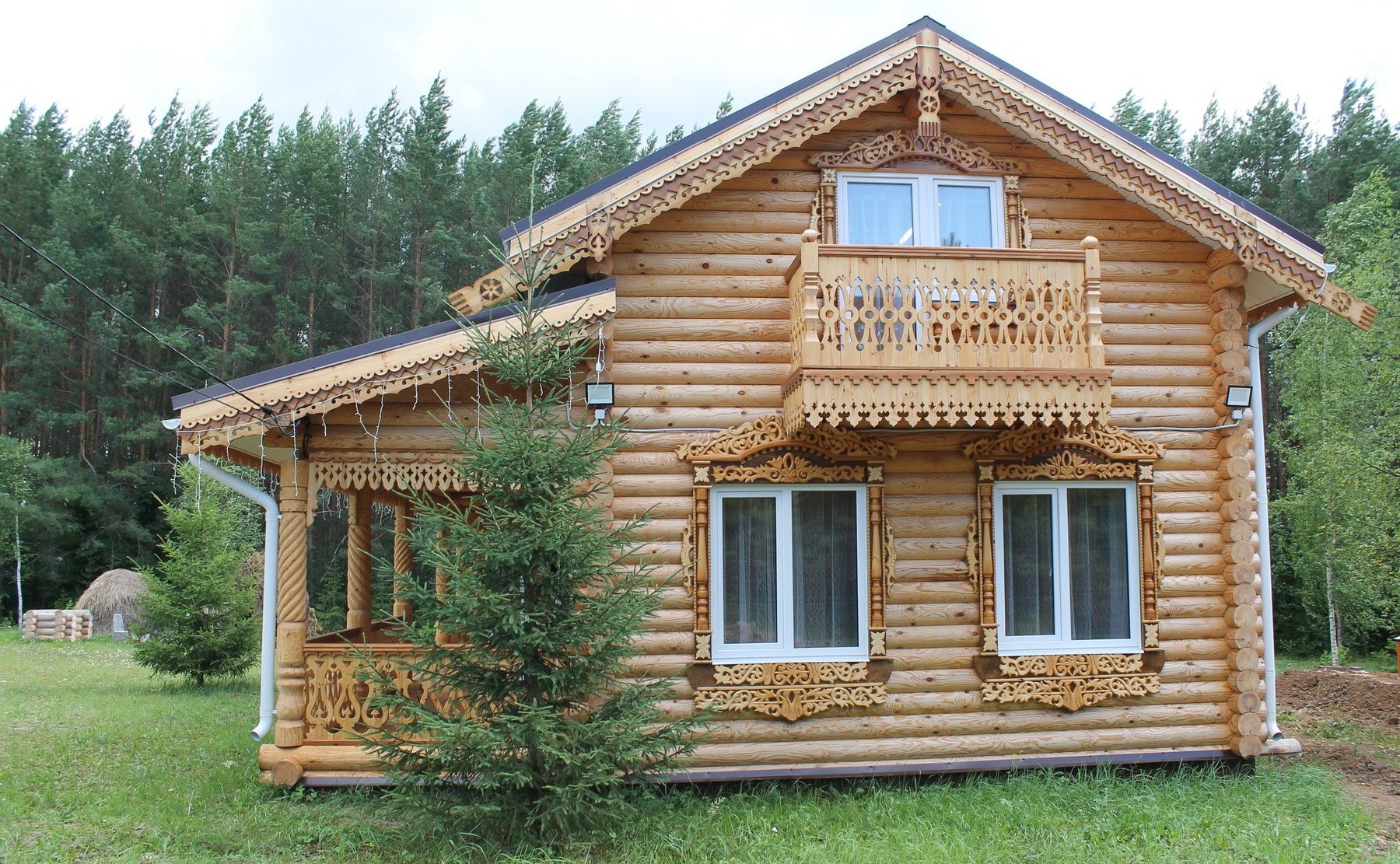 Сергей Мартынов ознакомился с ходом модернизации туристического объекта региона – резиденцией марийского Деда Мороза Йушто Кугыза