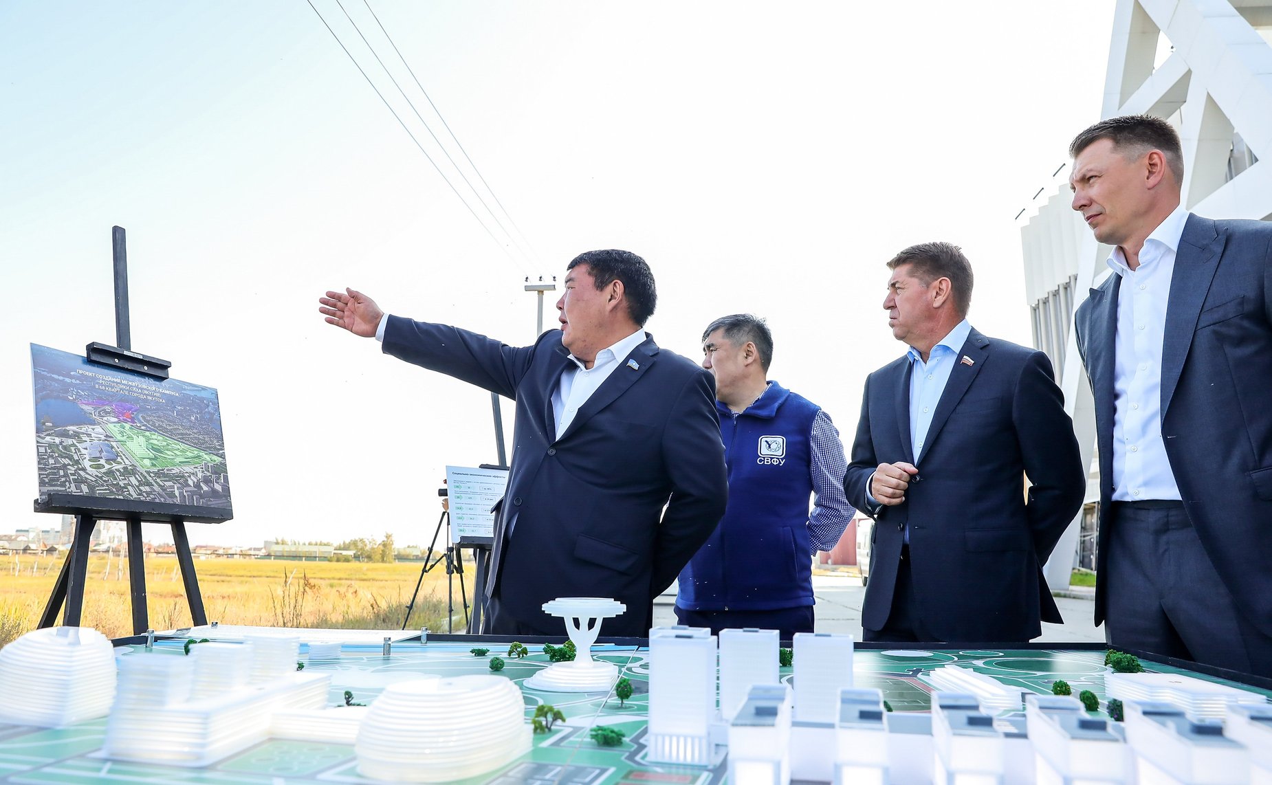 Сенаторы РФ в рамках выездного совещания Комитета СФ по федеративному устройству, региональной политике, местному самоуправлению и делам Севера посетили университеты и социальные объекты