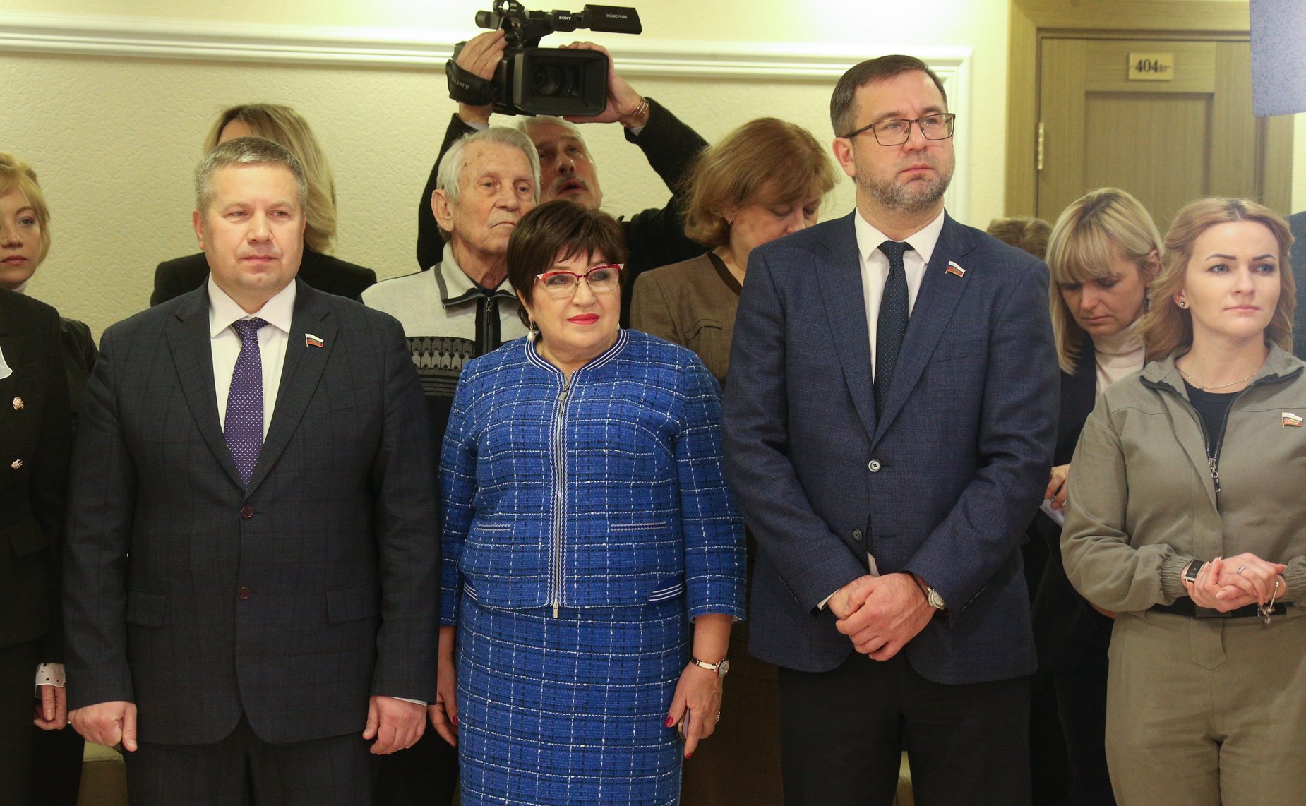 В преддверии Международного дня инвалидов в Совете Федерации открылась выставку картин «Россия – мир неограниченных возможностей»