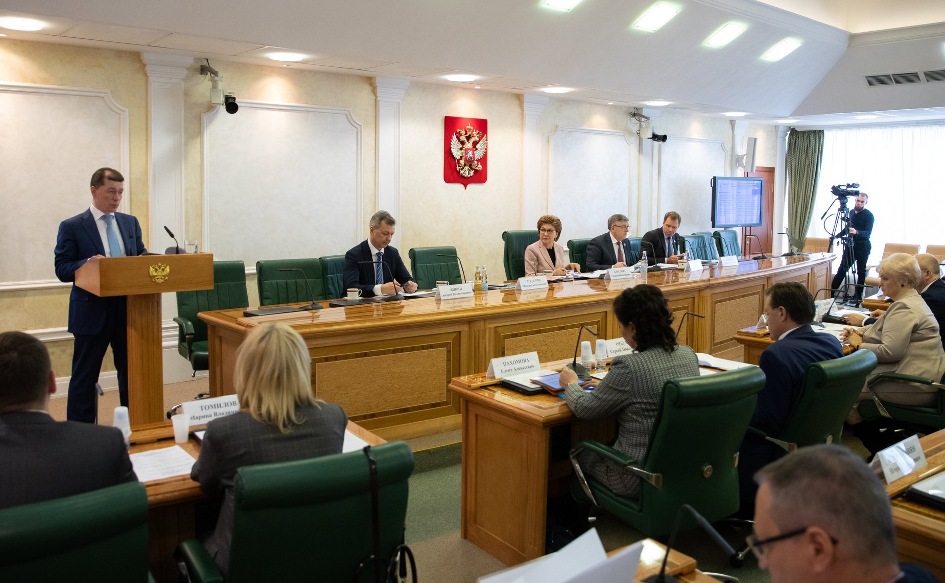 Встреча членов СФ с Министром труда и социальной защиты РФ М. Топилиным